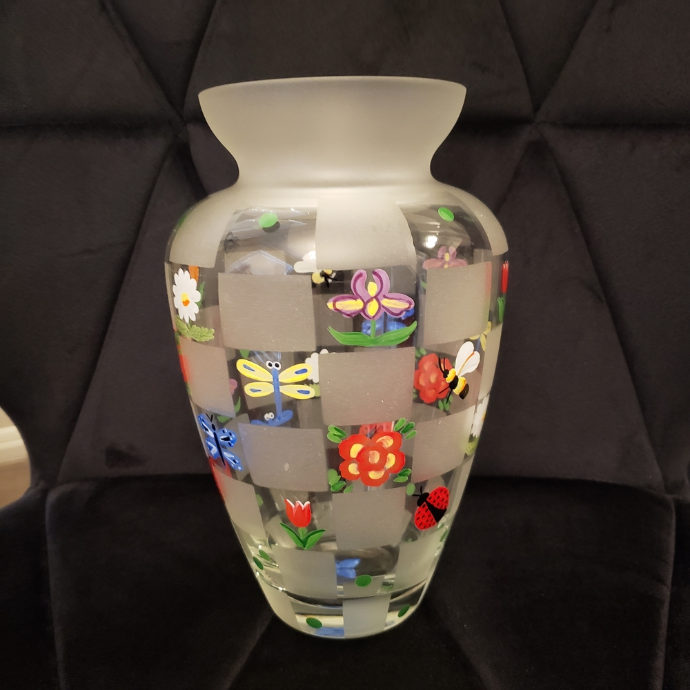 Frosted Glass Floral & Checker Decorative Vase